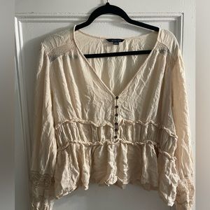 American Eagle Detailed Top